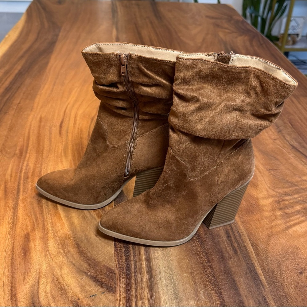 Report Suede Ankle Boots Brown Block Heel Slouchy Western Booties Size 7.5 NWOT